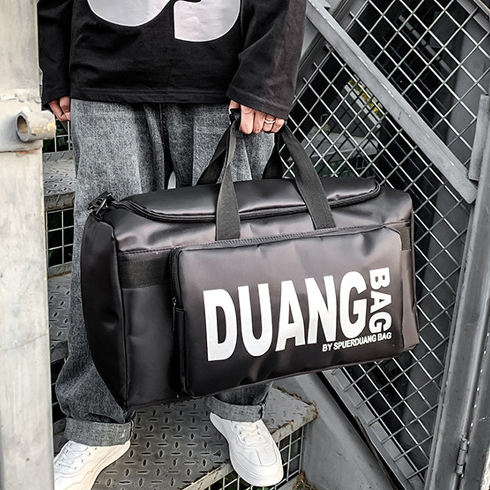 ボールも入るスポーツバッグ