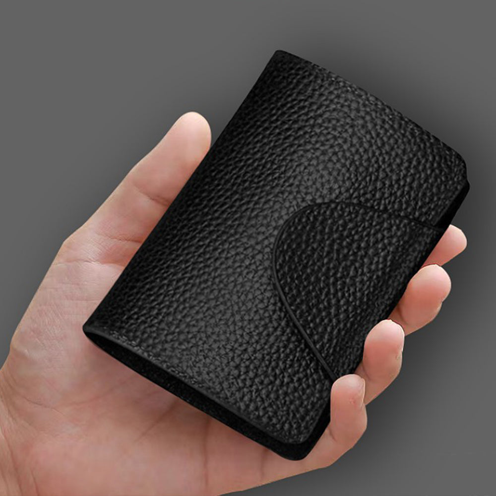 レザーカードホルダー