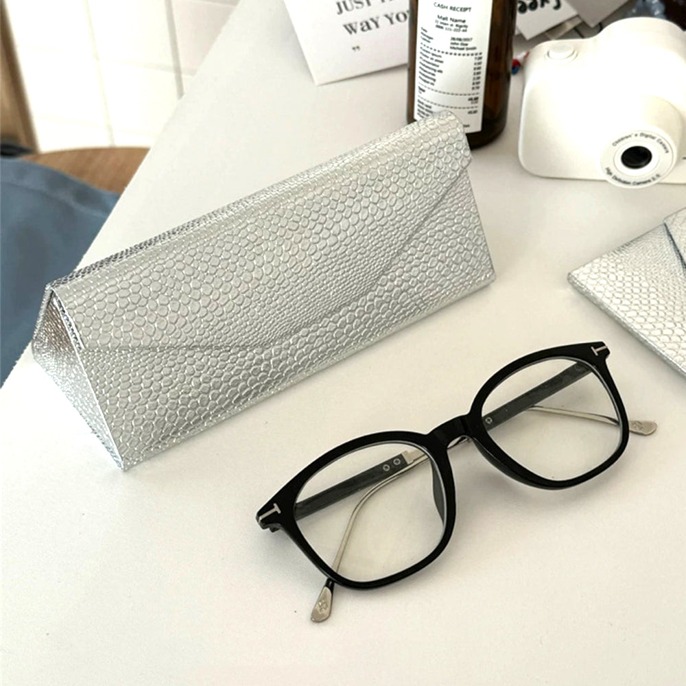 たためるメガネケース