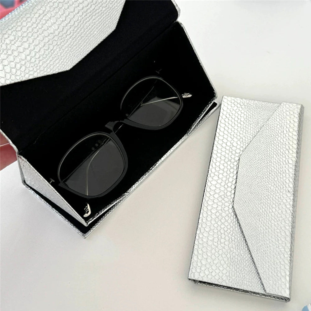 たためるメガネケース