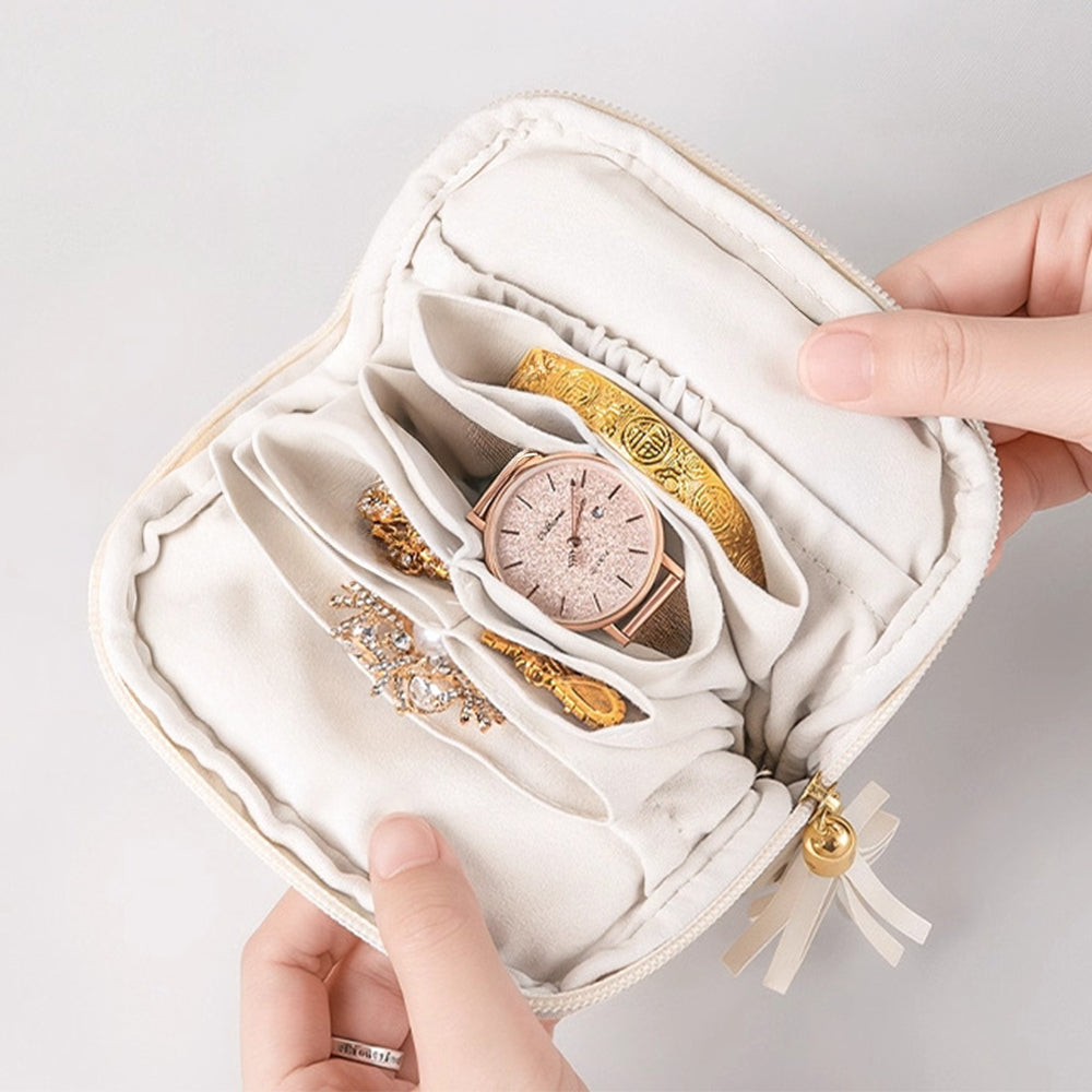 ジュエリーポーチ